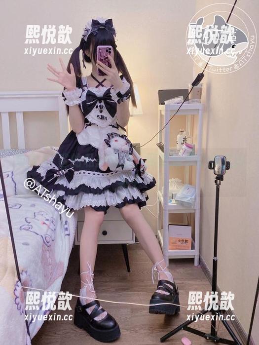 专属AT鲨的私房美图，网袜细节让你沉醉其中