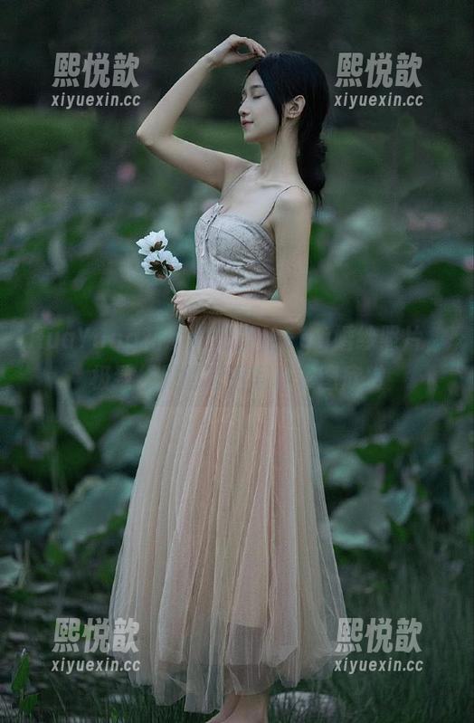 HuaYang花漾-尤妮丝Egg HuaYang花漾 - 尤妮丝Egg婚纱照片,极致优雅的艺术写真套图欣赏