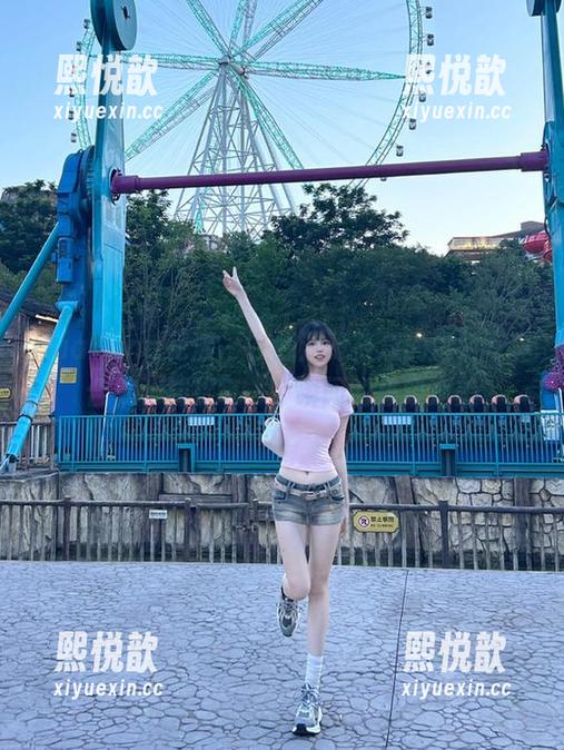 HuaYang花漾 - 在线游览筱慧的透明写真合集，捕捉每一个瞬间的极致之美