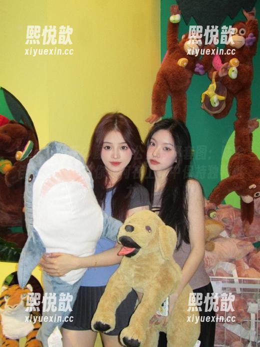 HuaYan花の颜 - 办公室写真套图：陆金佳Jessica教你如何在工作中保持独特魅力