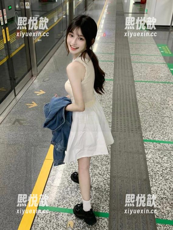 IMiss爱蜜社 - 欣赏张思允的户外写真作品，快乐下载，美丽时光不容错过！