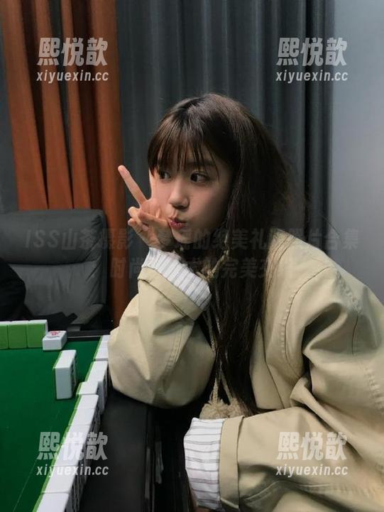 ISS山茶摄影-梦瑶 ISS山茶摄影 - 梦瑶的绝美礼服照片合集:时尚与艺术的完美交织