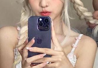 MFStar模范学院 – 品味吴思晚的经典长腿写真套图，感受时尚与自然的交融