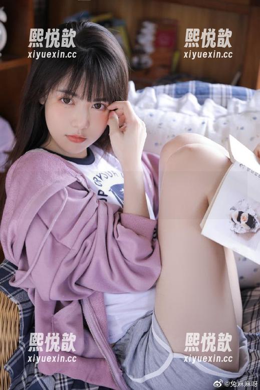 MFStar模范学院 - 糯美子Mini肉丝写真分享：原图展现她的独特魅力与风格