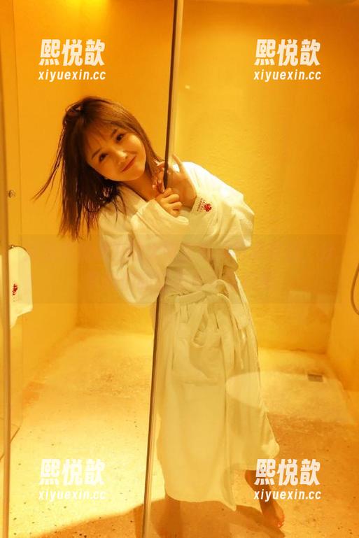 探索喵糖映画的大眼睛萌妹写真作品，分享她们的甜美与可爱瞬间