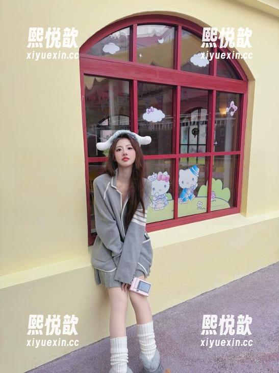 MyGirl美媛馆 - 刘飞儿Faye的运动写真作品，仿佛是她与大自然对话的灵魂，探索内心深处的美与力量！