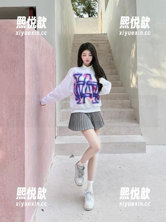 MyGirl美媛馆 - 最新曝光！王馨瑶美足照片记录下她的靓丽瞬间
