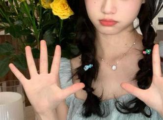 MyGirl美媛馆 – 王馨瑶yanni夏天最新写真，美图盛宴，感受阳光下的纯真与活力！