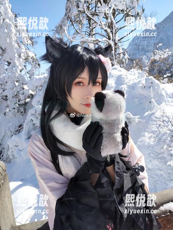 Neko薇薇短裙私房写真，原图释放心中对美的渴望，瞬间俘获你的心！
