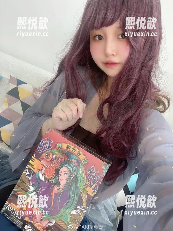 PAKI草莓酱 “PAKI草莓酱”与她的皮衣写真,海量免费图片等你来挑选!