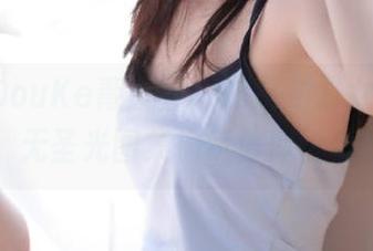 QingDouKe青豆客 – 谭晓彤修女的独特视角，无圣光图集揭示信仰背后的故事