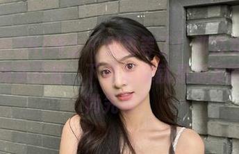 SHENSHI绅士 – 别再等了!郑莎女神的写真免费获取,下载后你就是朋友圈的时尚先锋!