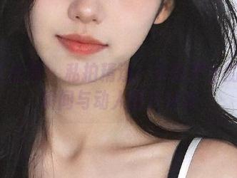SIEE丝意 – 私拍精选：玲玲护士的生活瞬间与动人图片分享