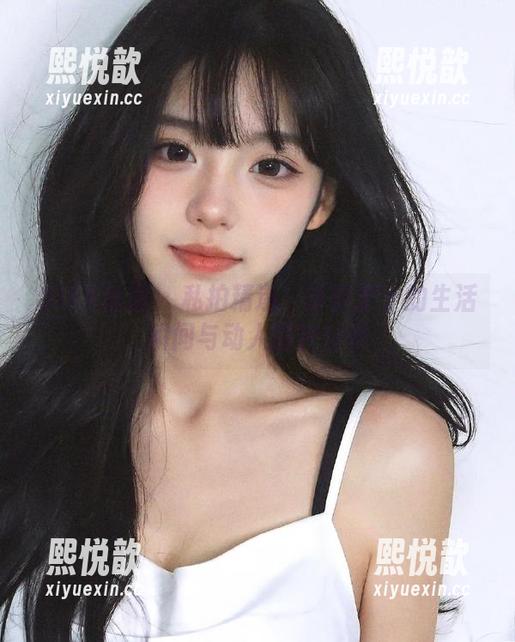 SIEE丝意-玲玲 SIEE丝意 - 私拍精选:玲玲护士的生活瞬间与动人图片分享