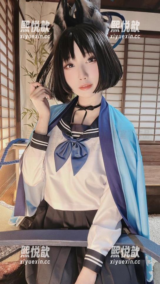 怀旧与现代交织：“Sameki教室”作品图库中的艺术之旅