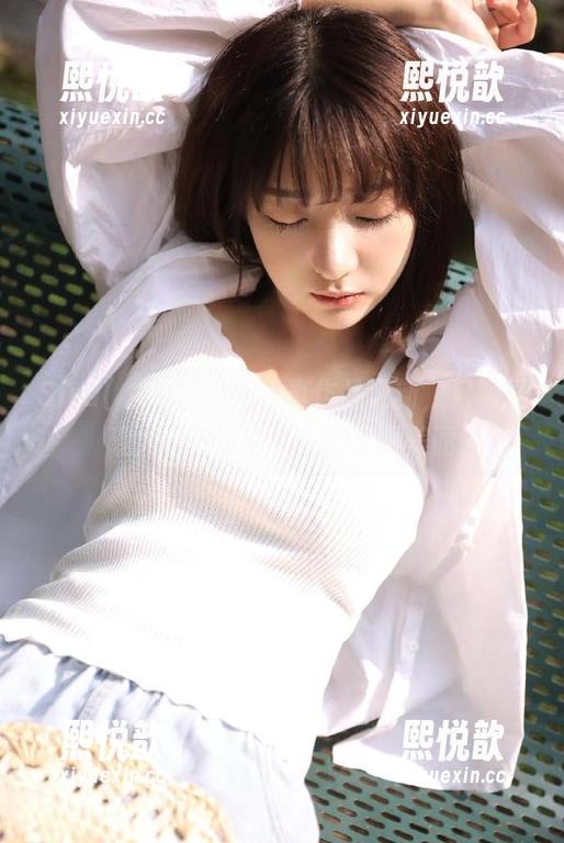 Sira(시라)的少女写真作品更新，只为展现她在cos世界中的无限美丽