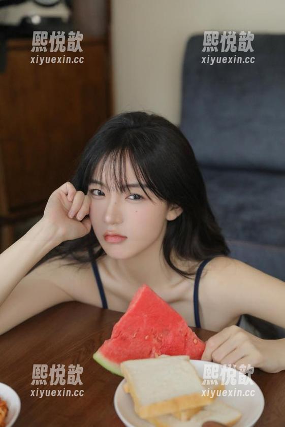 TGOD推女神 - 探索Kiren_程程程的自拍世界，海量免费照片让你一饱眼福！