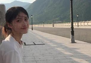 TouTiao头条女神 – 樊安妮私房美图上线，连衣裙专享视频带你感受优雅！