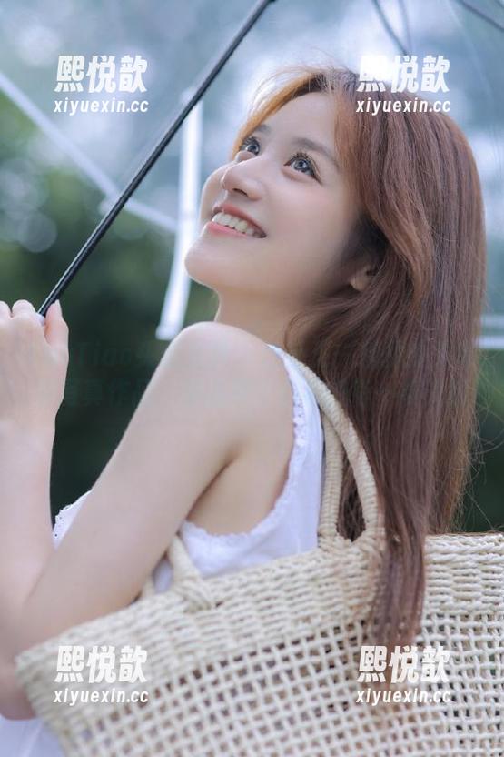 TouTiao头条女神-王一涵 TouTiao头条女神 - 感受王一涵的少女私房写真作品,捕捉属于青春的每一缕光影