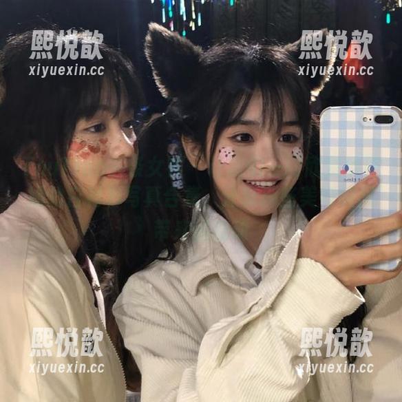 TouTiao头条女神 - 让我们一同欣赏申美嫣的白衬衫写真合集，分享那些美好瞬间带来的感动