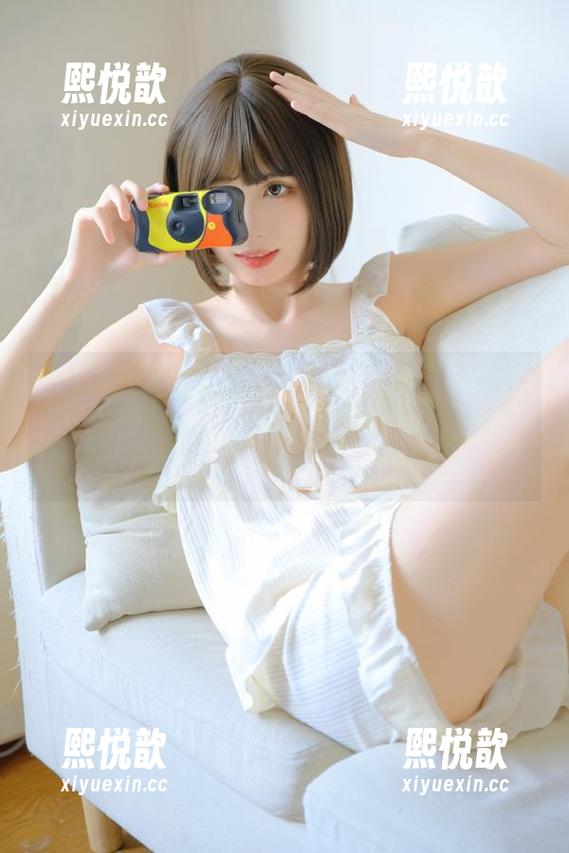 UGirls尤果网-松果儿 UGirls尤果网 - 探索松果儿的泳池写真全套,下载她的每一个动人时刻,尽显风采!