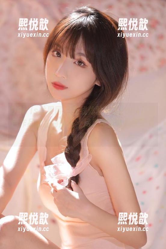 UGirls尤果网-禅叽zankii UGirls尤果网 - 在线体验禅叽zankii黑色作品的独特风格,尽享视觉与心灵的共鸣