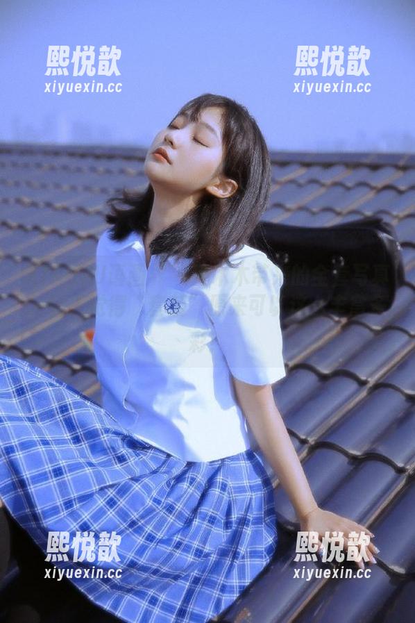 XIAOYU语画界 - 冯木木带来的全套写真，让人觉得“套装”原来可以这么丰富多彩！