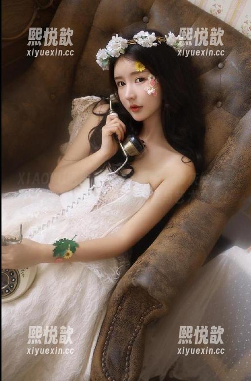 XIAOYU语画界-小海臀Rena XIAOYU语画界 - 小海臀Rena灰丝写真作品集,分享中的极致诱惑与艺术享受!