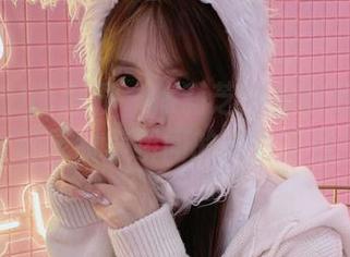XIAOYU语画界 – 徐莉芝白裙最新写真集，记录甜美瞬间的精彩旅程！
