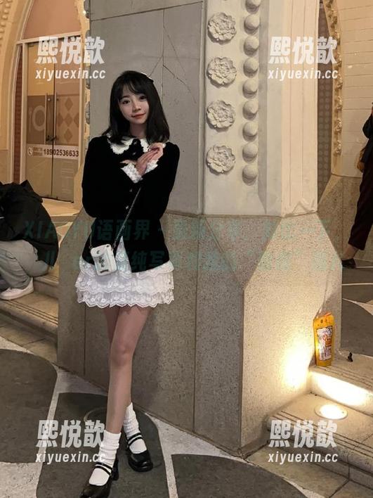 XIAOYU语画界 - 最新分享：对比一下，玥儿玥er的清纯写真和我的“随意”照片