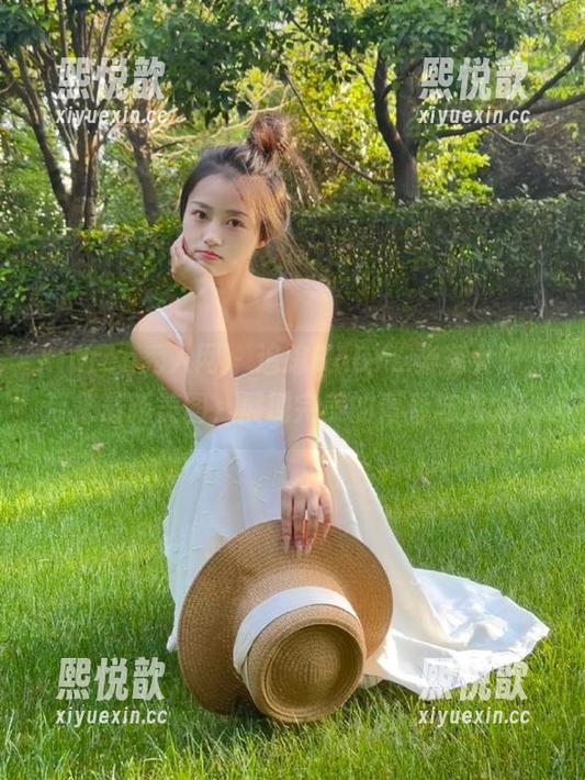 Xiuren秀人网 - 追踪BABY_柒兔女郎，带来最新美图，展现完美的青春与活力！