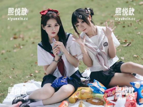 Xiuren秀人网 - Lovely璐璐的写真合集揭秘：每一个角落都有她的小秘密