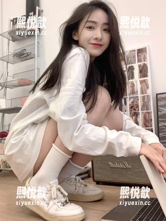 Xiuren秀人网-养乐多DoDo Xiuren秀人网 - 养乐多DoDo女神写真图片免费放送,让每一位粉丝都陶醉在她的优雅中