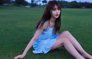 Xiuren秀人网 – 精选司妃SL的吊带写真套图，感受她独特的风格与气质之美