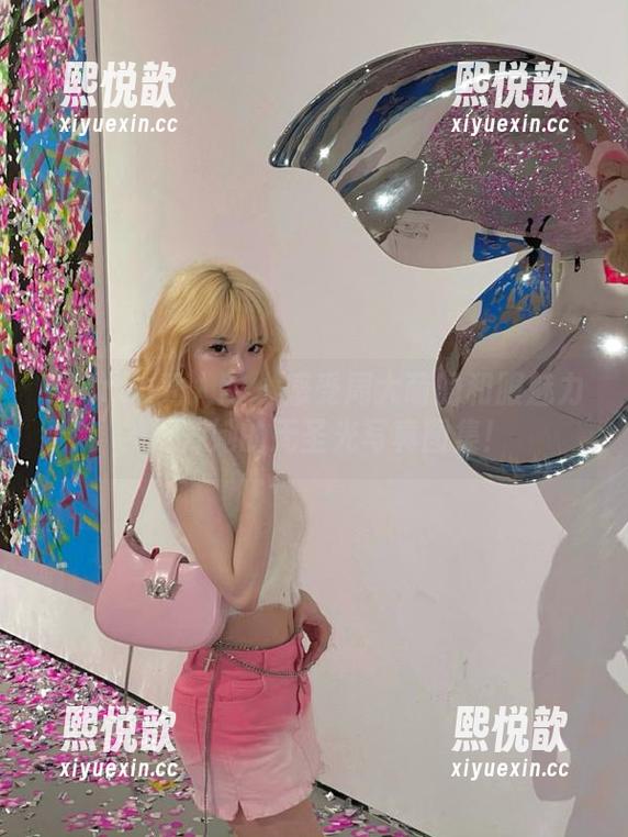 Xiuren秀人网 - 感受周大萌的和服魅力，探索她的无圣光写真图集！