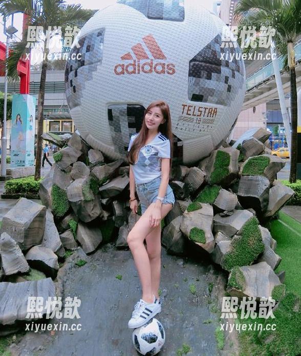 Xiuren秀人网-奈汐酱nice Xiuren秀人网 - 在线欣赏奈汐酱nice的奶牛作品,奇妙的视觉盛宴让你的笑声止不住!