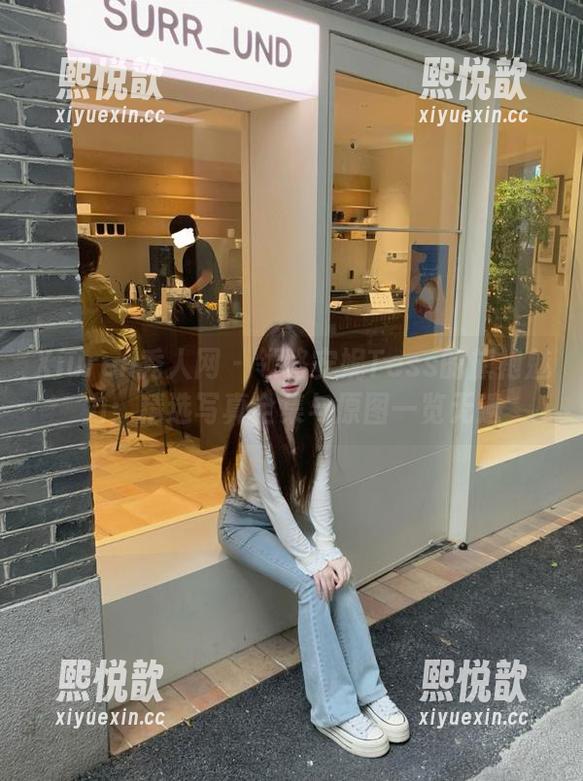 Xiuren秀人网 - 领略安妮Tess的旗袍魅力：精选写真全集与原图一览无遗