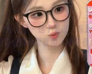 Xiuren秀人网 – 这个圣诞，高清小纯子图册让你的心暖暖的，快来看看吧