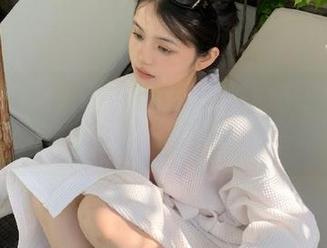 Xiuren秀人网 – 免费下载小芭乐女友写真,收获激情与甜蜜的完美瞬间