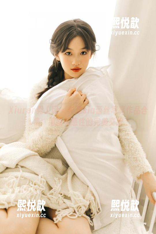 Xiuren秀人网 - 希雅sia蕾丝写真作品合集：细腻与感性的完美交织