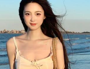 Xiuren秀人网 – 猫咪巨臀妹妹礼服美图合集，为你呈现时尚界的无限灵感与创意
