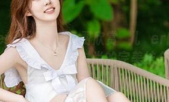Xiuren秀人网 – 免费欣赏玥儿玥er的连体衣作品，优雅与时尚的完美结合！