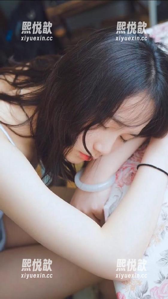 Xiuren秀人网 - 万圣节特辑！田小燕Vicky高清作品集，带你感受节日的神秘与幻想