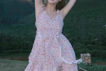 YITUYU艺图语 – 透视护士的心灵:岳红橙黄绿蓝靛紫铮精选图集,带你走进白衣天使的世界