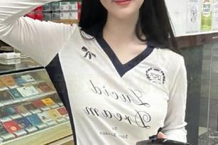 YouMi尤蜜荟 – 探索谭小灵妹妹写真：每一件作品都是不可错过的资源