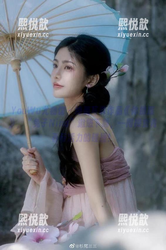 YouWu尤物馆 - 绝美写真作品《体操服》，“兔子Nina”邀您下载，一同探索青春与活力的碰撞！