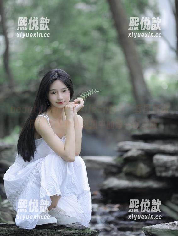 beautyleg - “Aileen粉色”套图精选：倾心于她粉色幻想中的每一帧美丽