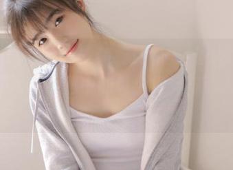 beautyleg – 安静绽放的美：欣赏Anita油亮写真图包中的每个细节与动人姿态！