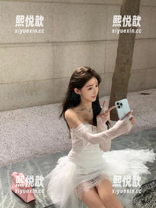 beautyleg-Winnie beautyleg - 拥抱透明之美:Winnie的原图资源,带你走进摄影背后!