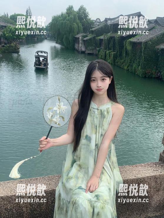 pans-思思 pans - 日常生活随拍:精选图库里的思思独特风格与气质